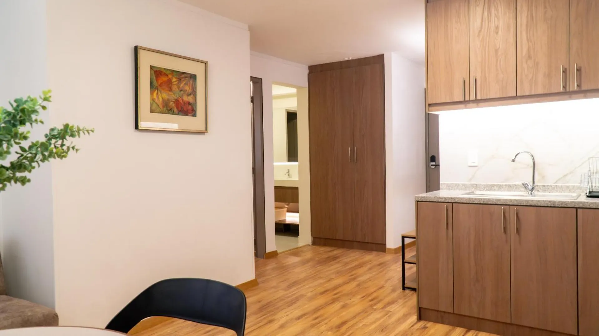 La Carolina Apartamento Amplio Quito 0*,  Ekvador